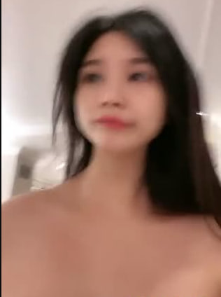 全网最骚黑丝高跟大屁股 黄瓜磨穴淫语不断 娇喘狂抽插